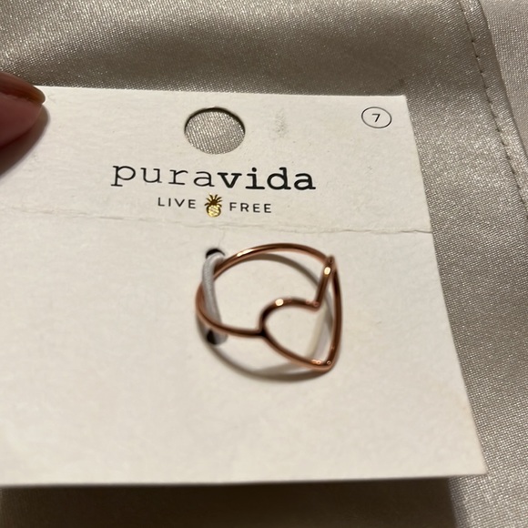 Ring - Picture 3 of 3